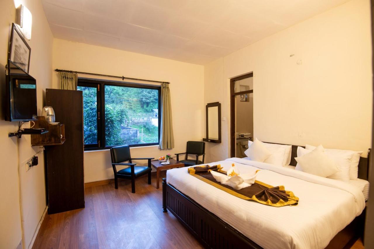 Langdale Manor Hotel Nainital Exterior photo